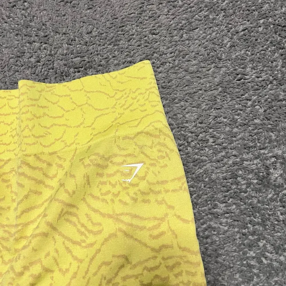Gymshark Shorts Womens Medium Adapt Animal Printed Long Scrunch